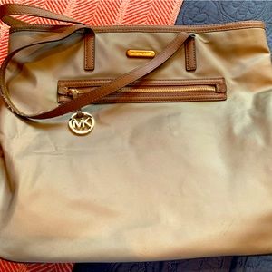 Authentic Michael Kors Kempton Nylon Large Tote
